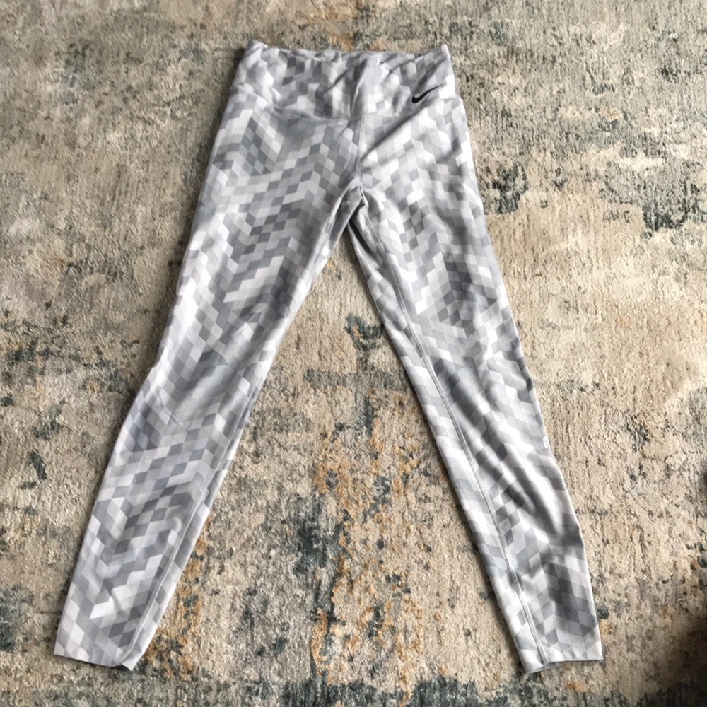 Women’s Nike leggings